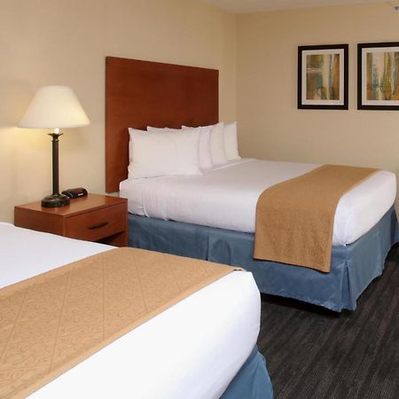 Quality Inn Oakwood Fairwood Экстерьер фото