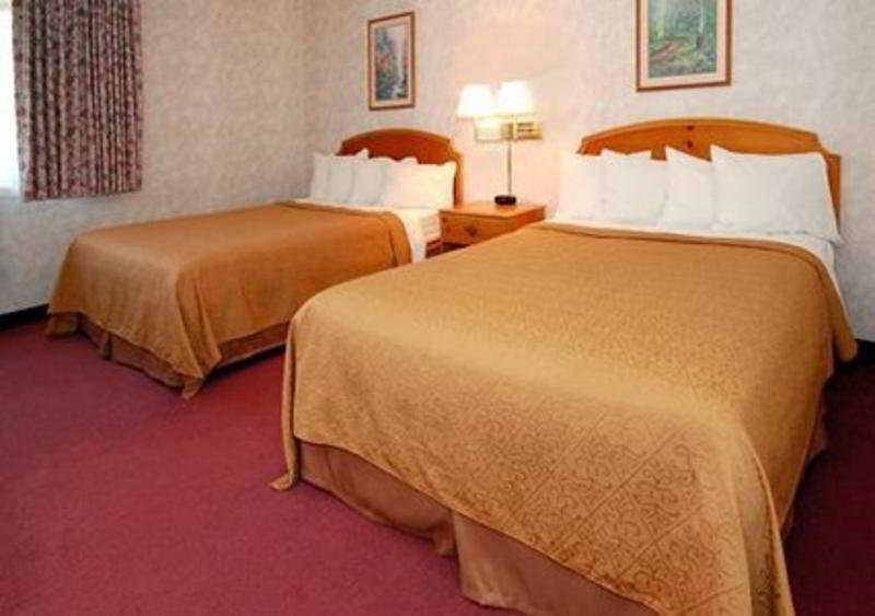 Quality Inn Oakwood Fairwood Номер фото