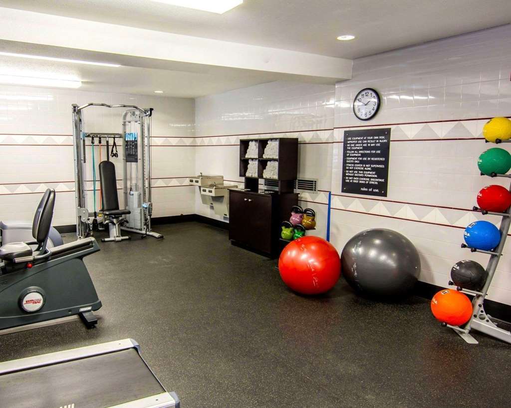 Quality Inn Oakwood Fairwood Удобства фото